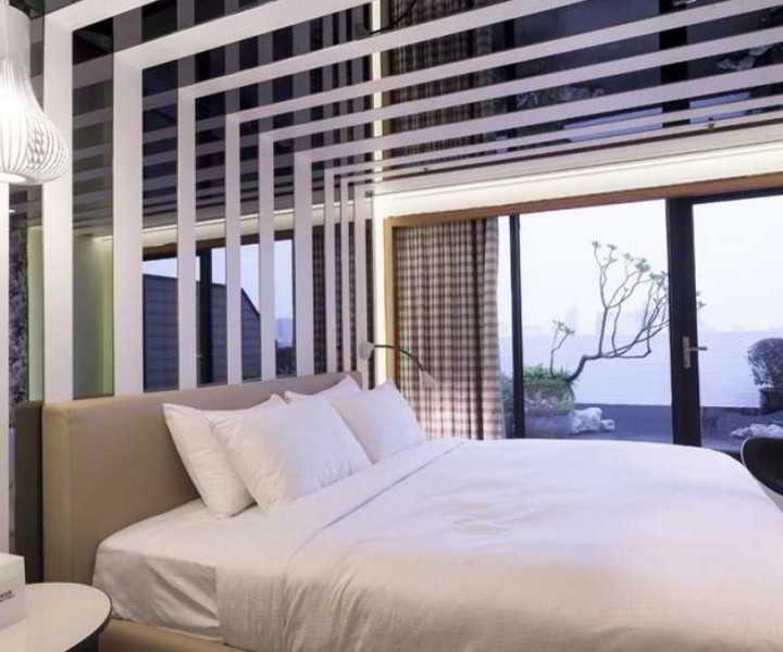 Royal Hotel Group- Central Park Branch Kaohsiung Exteriör bild